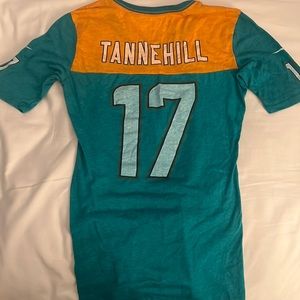 NFL Players aparéelo team shirt size S